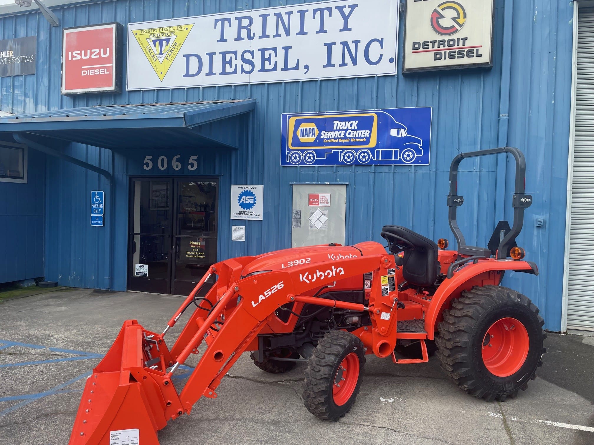 L3902 SPRING TRACTOR PACKAGE